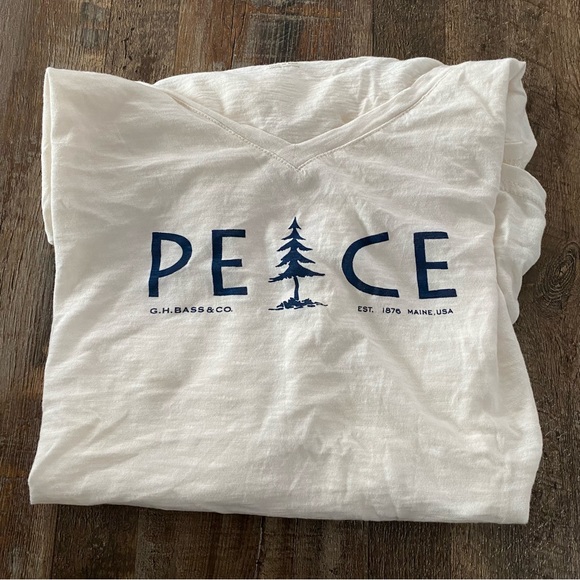 G.H. Bass & Co. Tops - NWOT Bass Peace T- Shirt